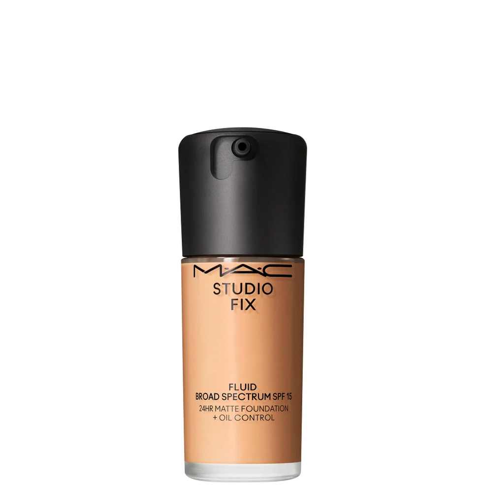 MAC Studio Fix Fluid Broad Spectrum SPF15 Foundation 30ml (Various Shades) Image 1